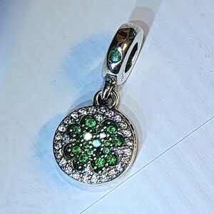 **NEW** 925 sterling silver 4 LEAF CLOVER ANYTHING IS POSSIBLE